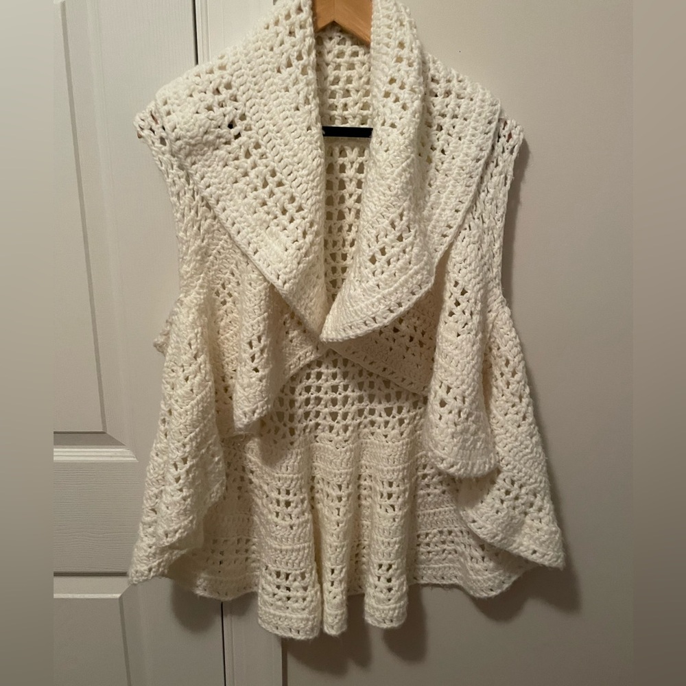 Forever 21 crochet sweater vest